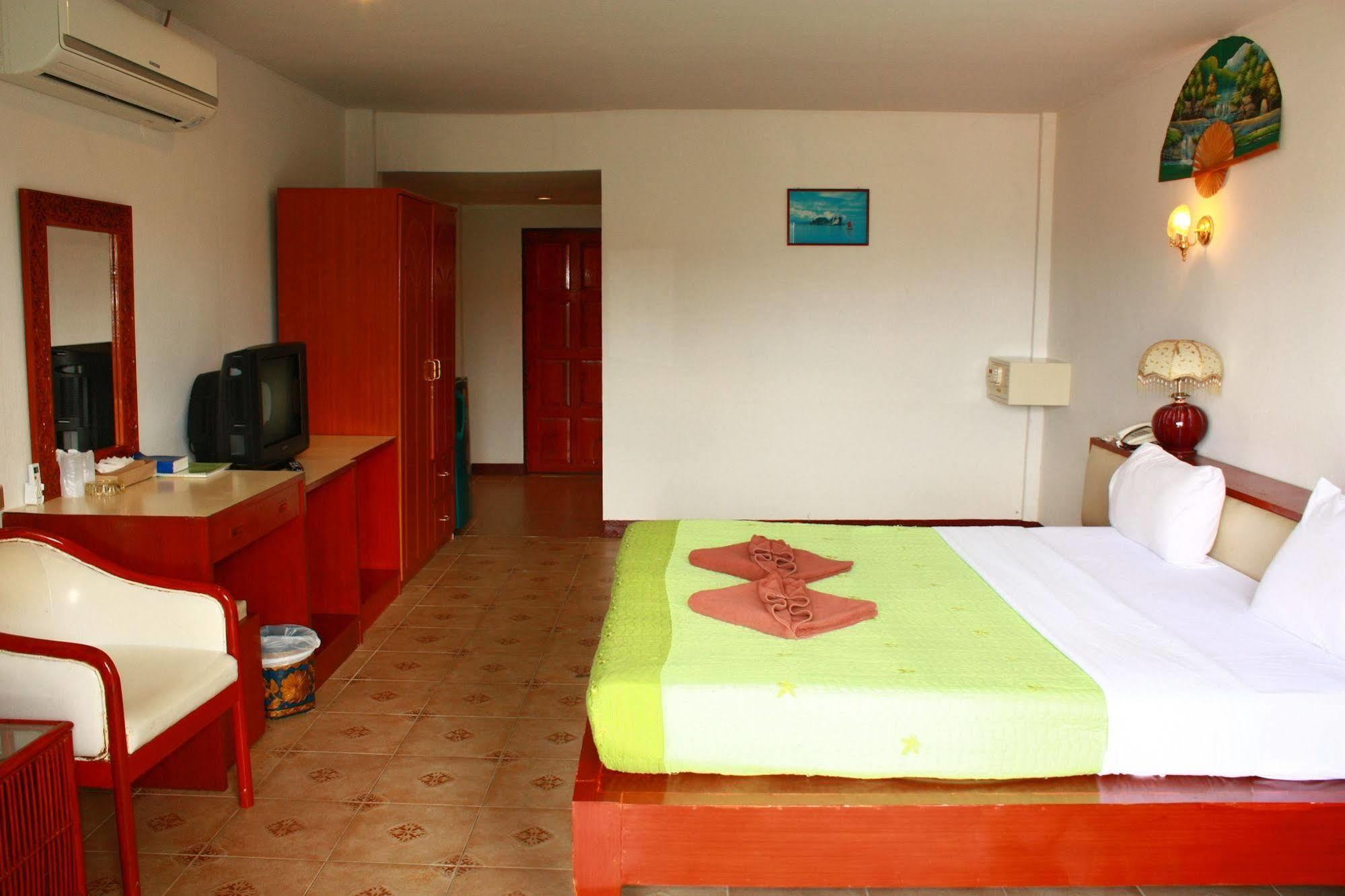 Royal Crown Hotel & Palm Spa Resort Patong Εξωτερικό φωτογραφία
